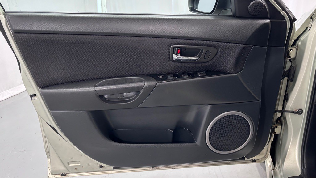 2009 Mazda Mazda3 Image 16