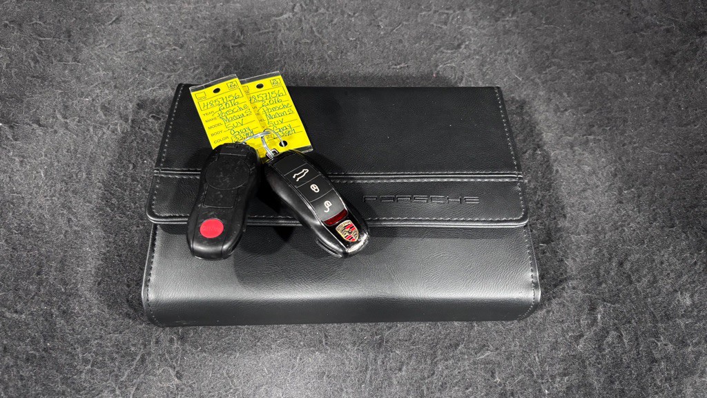 2016 Porsche Macan Image 34