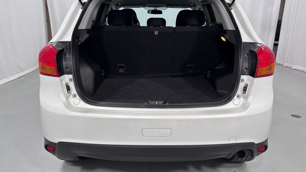 2014 Mitsubishi Outlander Image 28