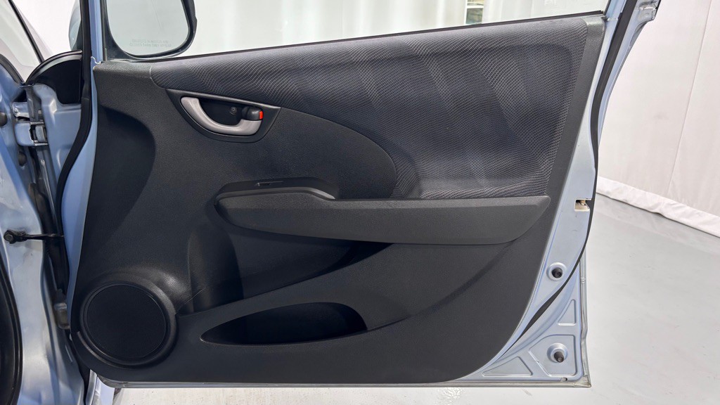 2010 Honda Fit Image 20