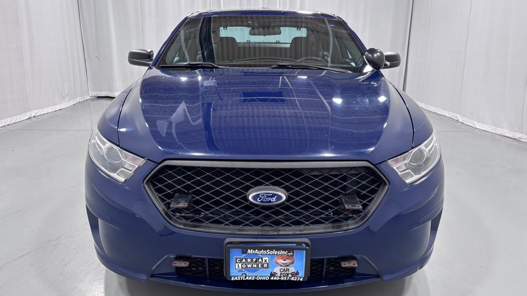 2015 Ford Taurus Image 2