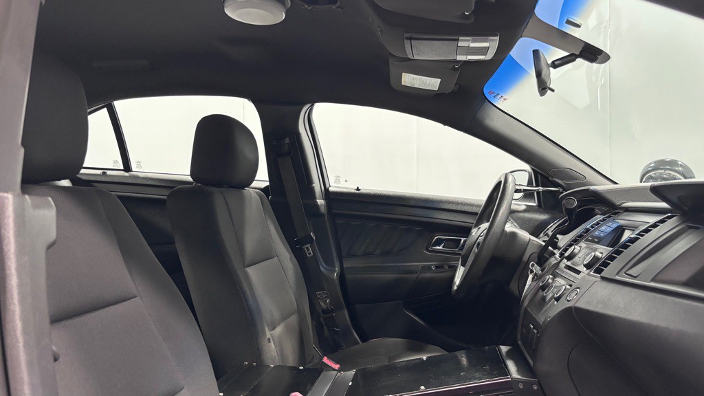 2015 Ford Taurus Image 19