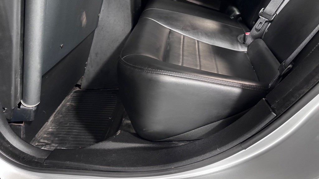 2016 Dodge Charger Image 21
