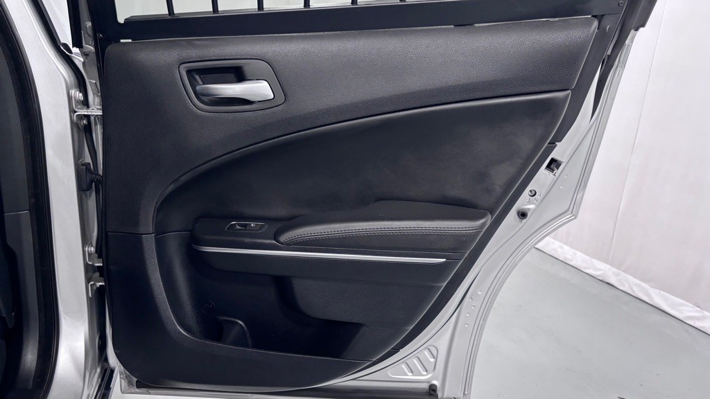 2016 Dodge Charger Image 27