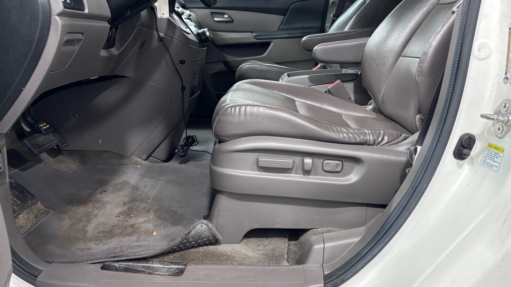 2013 Honda Odyssey Image 11