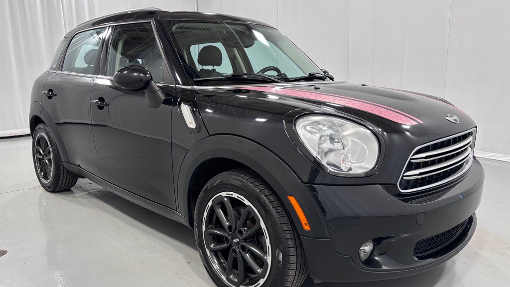 2015 MINI Cooper Image 3
