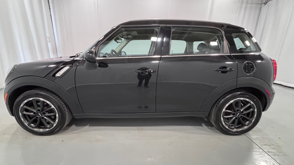 2015 MINI Cooper Image 8