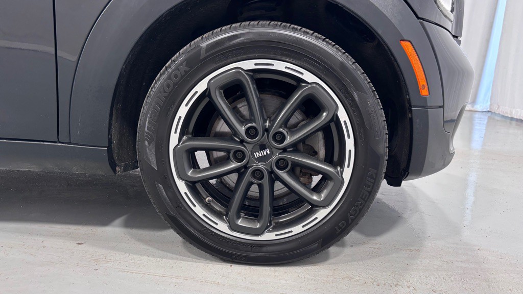 2015 MINI Cooper Image 31