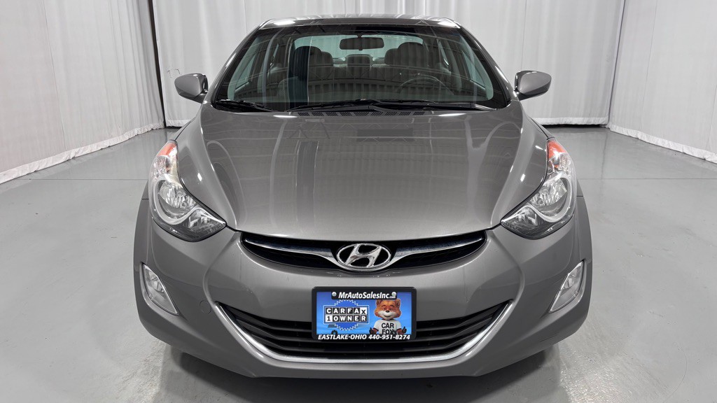 2013 Hyundai Elantra Image 2