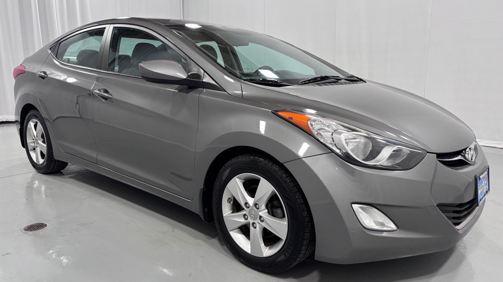 2013 Hyundai Elantra Image 3