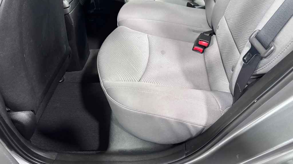 2013 Hyundai Elantra Image 21