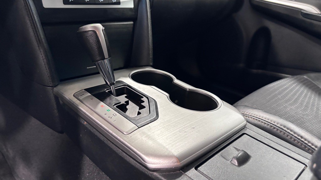 2012 Toyota Camry Image 15