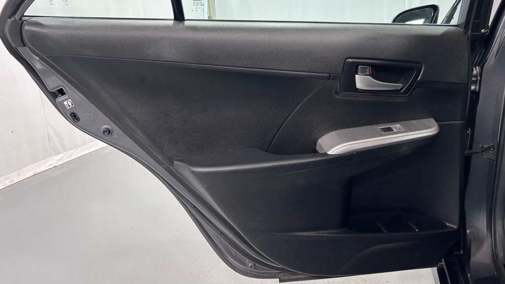 2012 Toyota Camry Image 23
