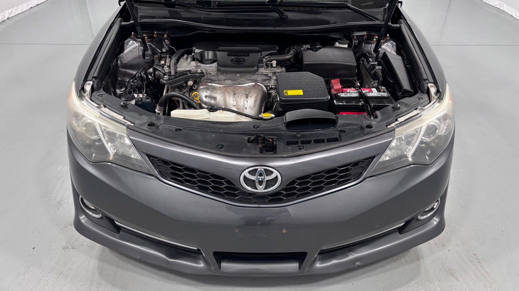 2012 Toyota Camry Image 29