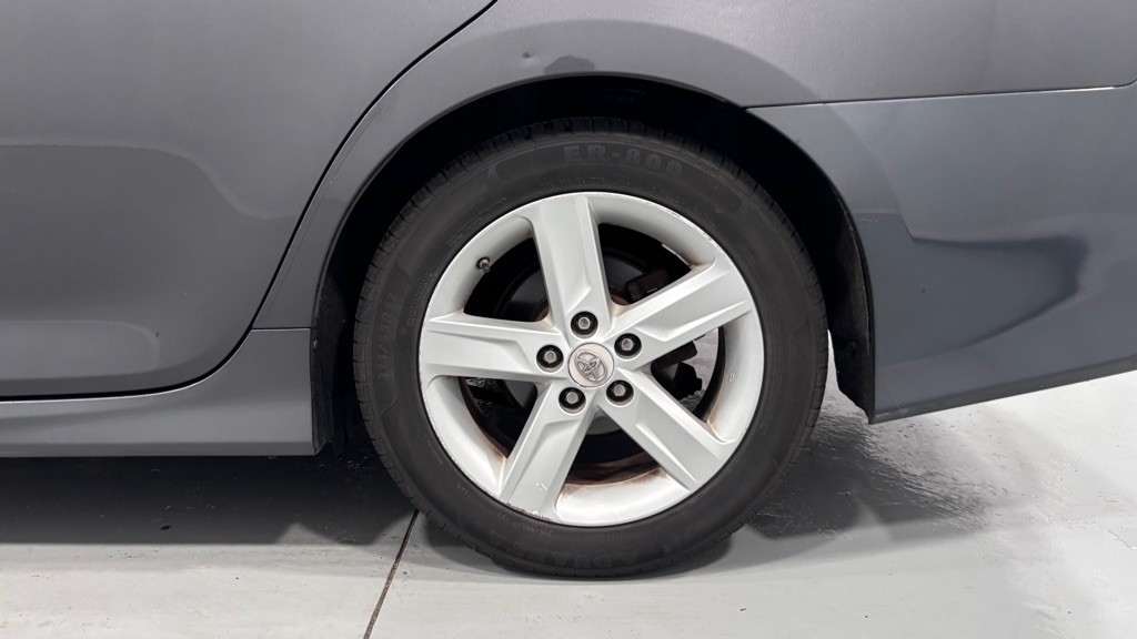 2012 Toyota Camry Image 31