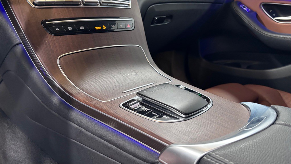 2021 Mercedes-Benz GLC-Class Image 15