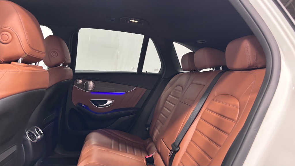 2021 Mercedes-Benz GLC-Class Image 22