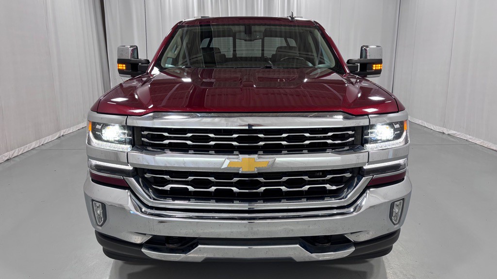 2017 Chevrolet Silverado 1500 Image 2