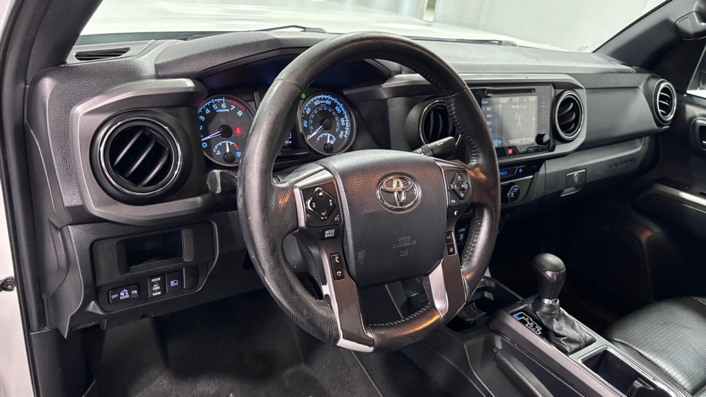 2019 Toyota Tacoma Image 9