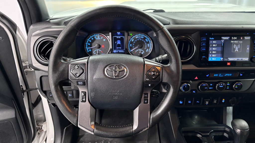 2019 Toyota Tacoma Image 13