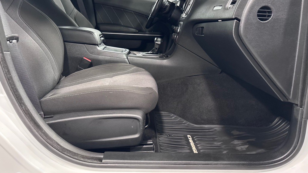 2020 Dodge Charger Image 17