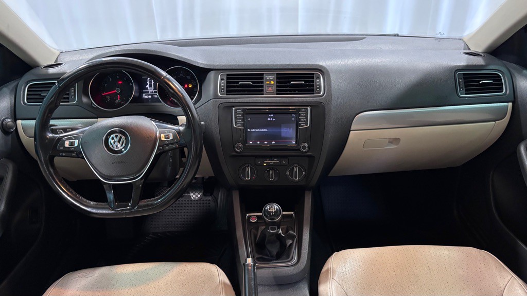 2017 Volkswagen Jetta Image 10