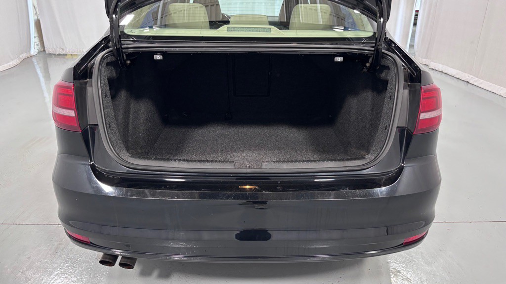 2017 Volkswagen Jetta Image 18