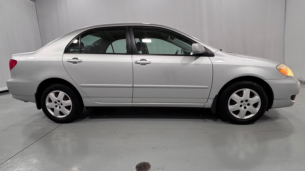 2007 Toyota Corolla Image 4