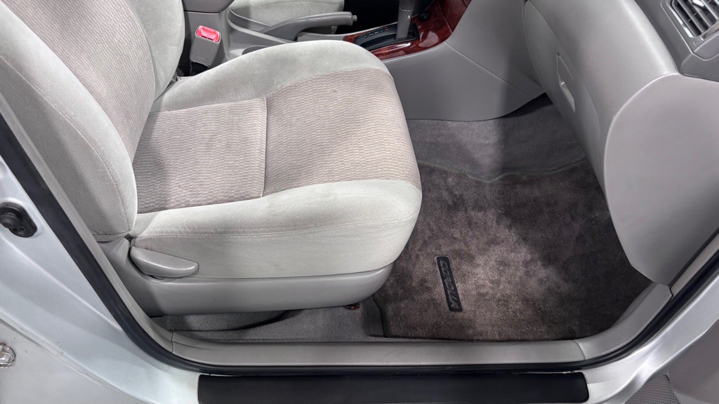 2007 Toyota Corolla Image 18