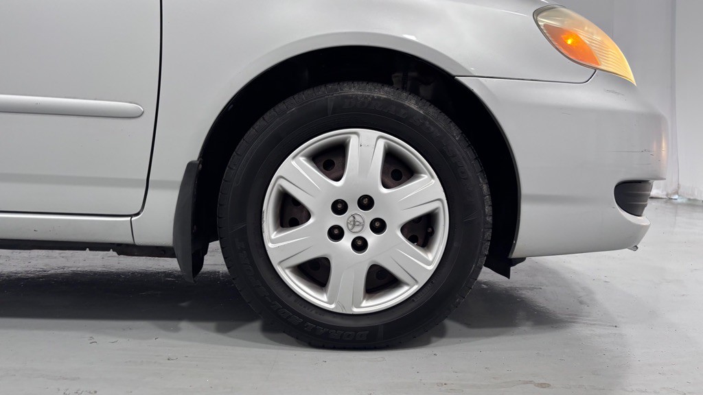 2007 Toyota Corolla Image 32