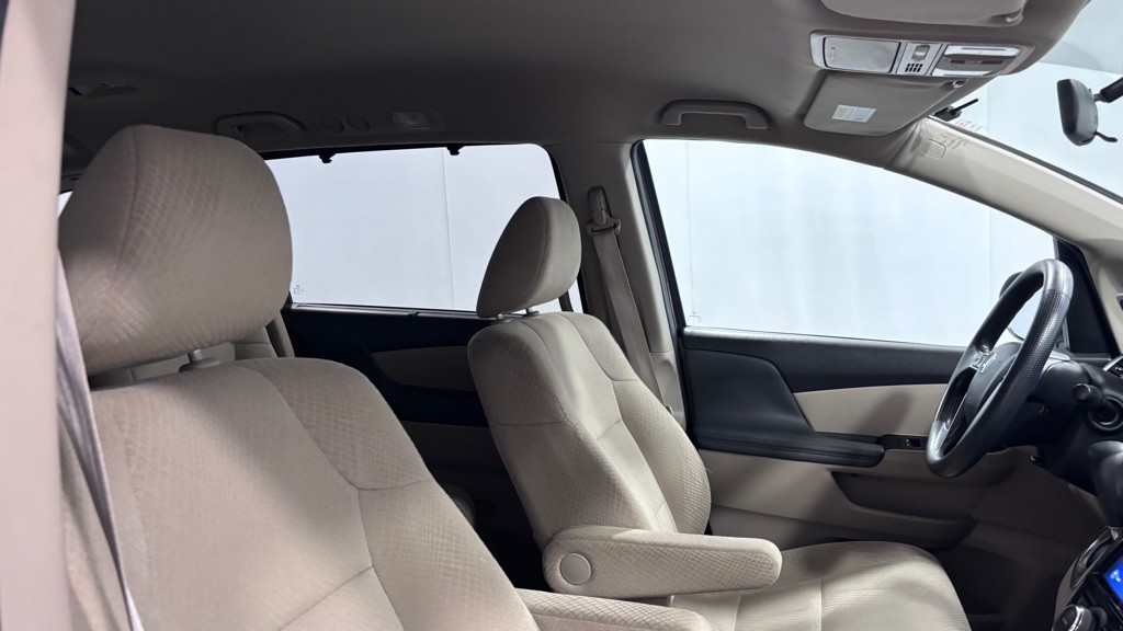 2014 Honda Odyssey Image 19