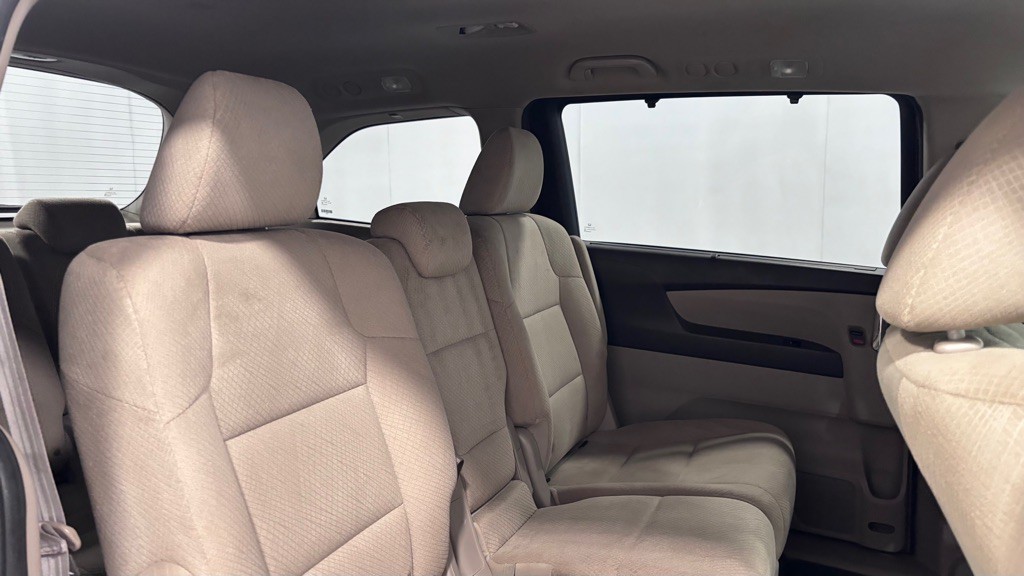 2014 Honda Odyssey Image 25
