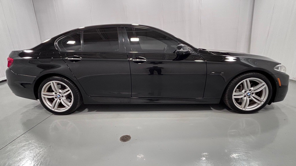 2016 BMW 5 Series Image 4