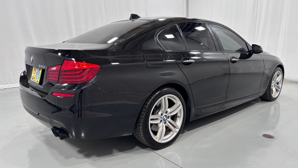 2016 BMW 5 Series Image 5