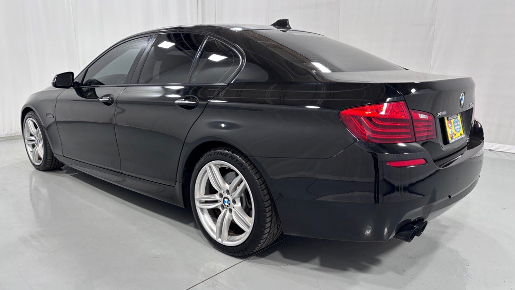 2016 BMW 5 Series Image 7