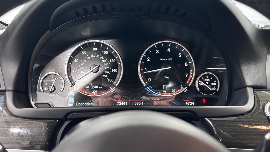 2016 BMW 5 Series Image 14