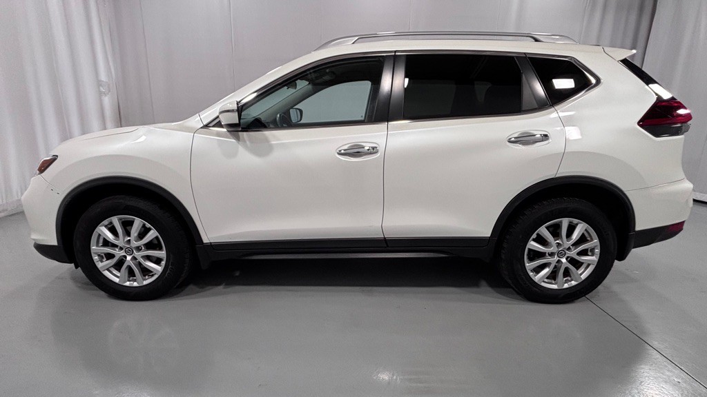 2018 Nissan Rogue Image 8