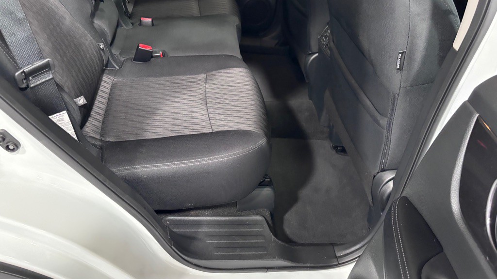 2018 Nissan Rogue Image 24
