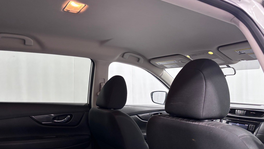2018 Nissan Rogue Image 26