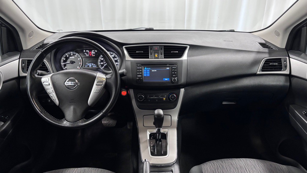 2015 Nissan Sentra Image 10