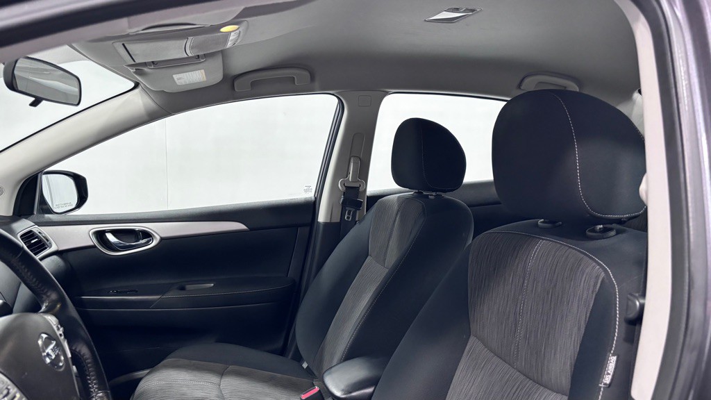 2015 Nissan Sentra Image 12