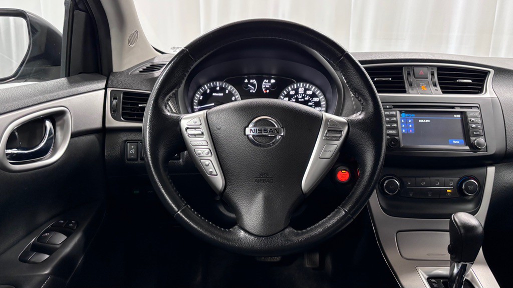 2015 Nissan Sentra Image 13