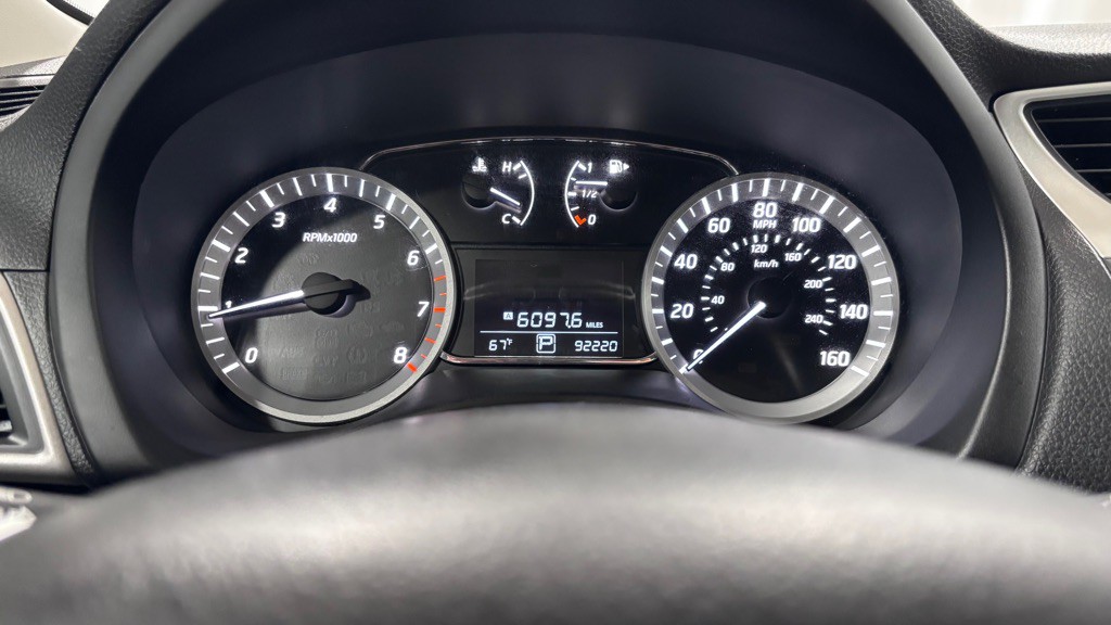 2015 Nissan Sentra Image 14