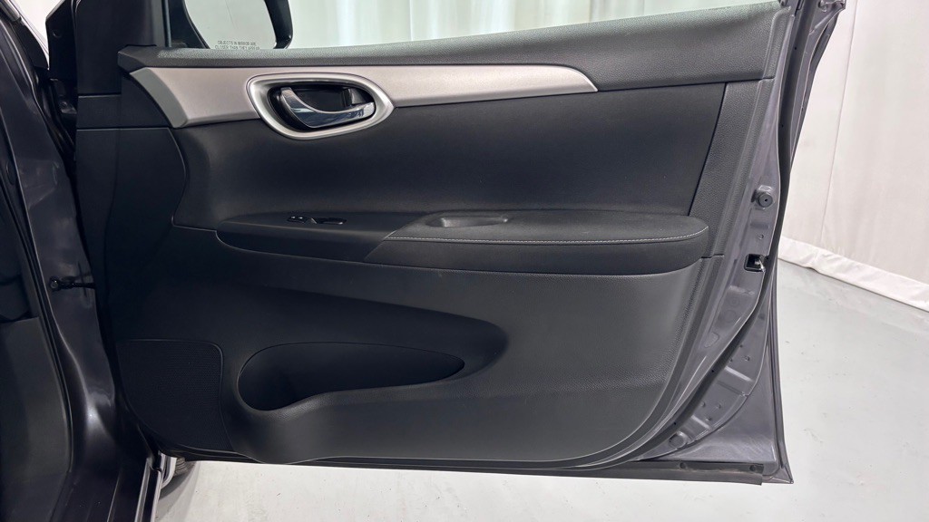 2015 Nissan Sentra Image 20