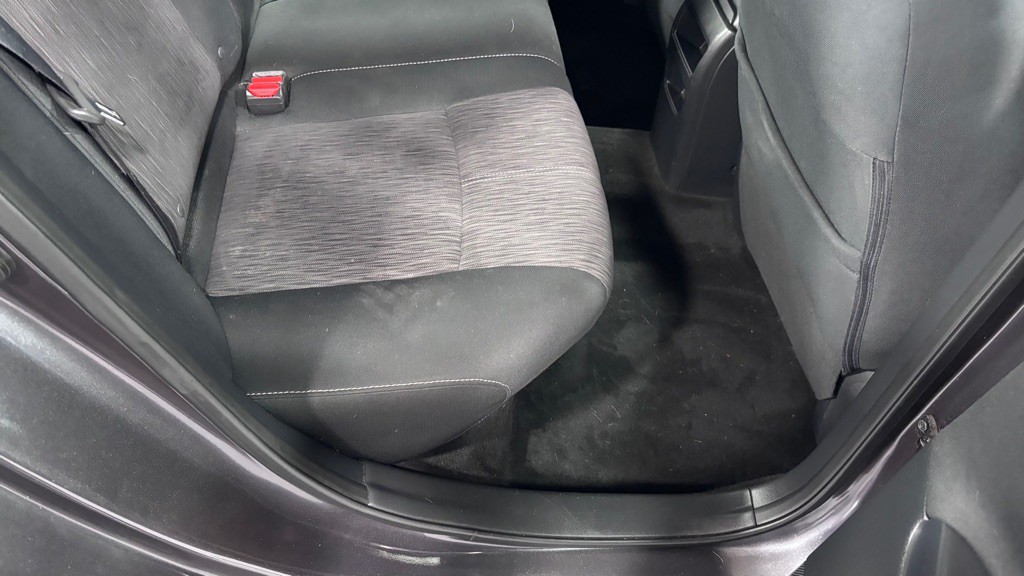 2015 Nissan Sentra Image 24