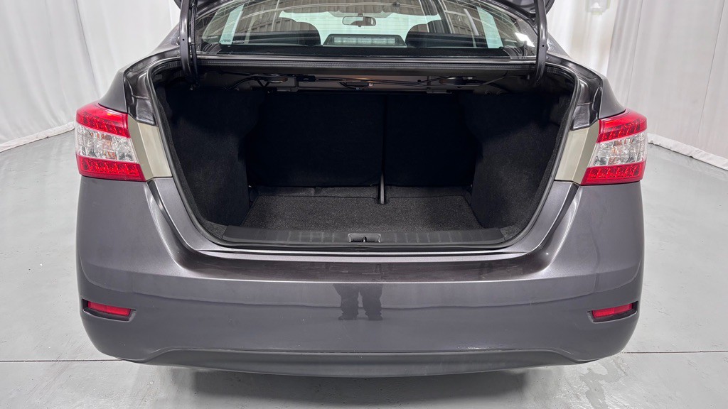 2015 Nissan Sentra Image 28