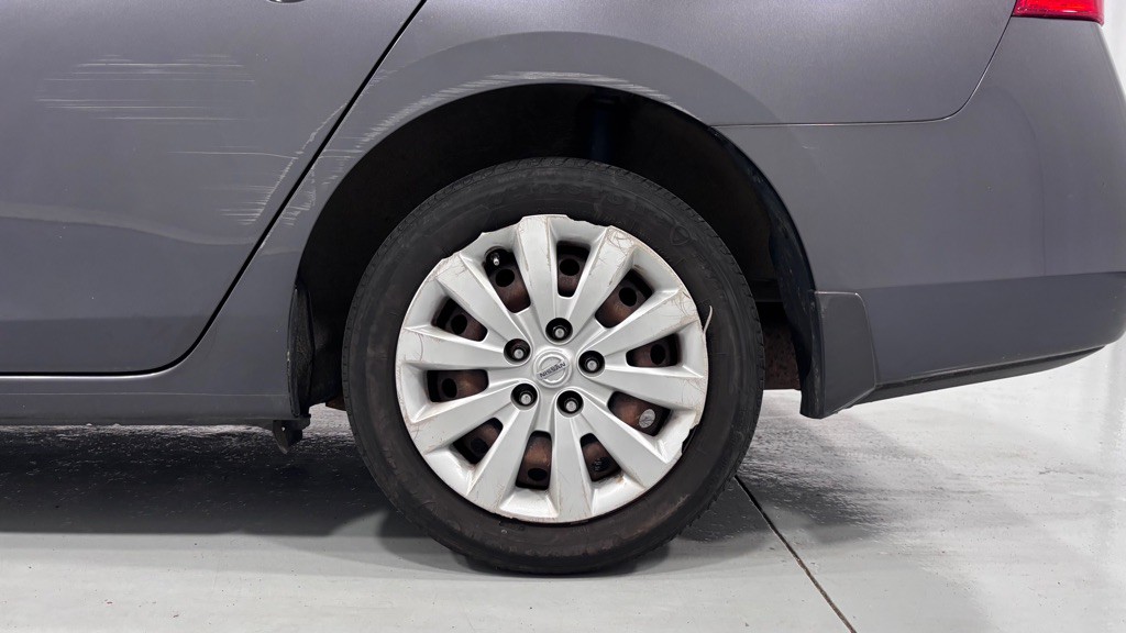 2015 Nissan Sentra Image 31