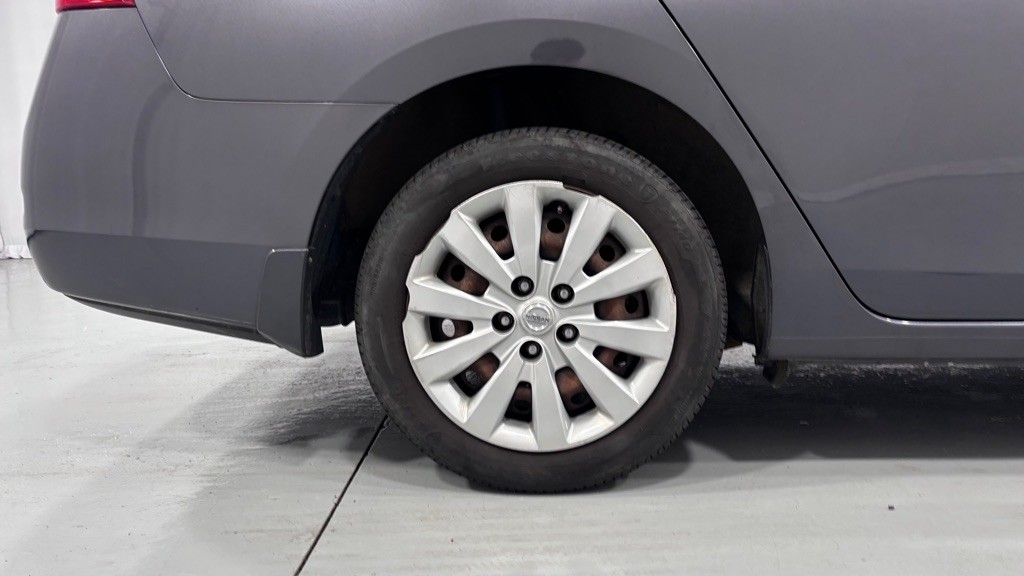 2015 Nissan Sentra Image 33