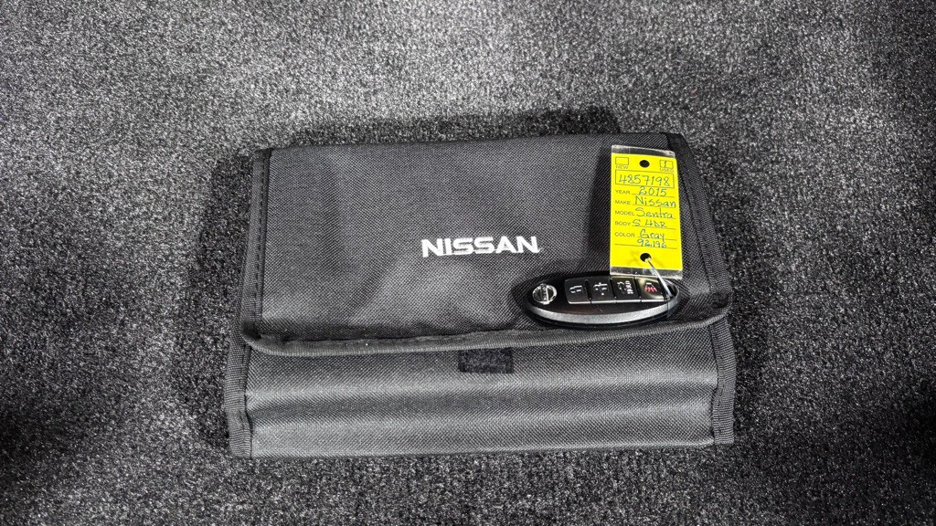 2015 Nissan Sentra Image 34