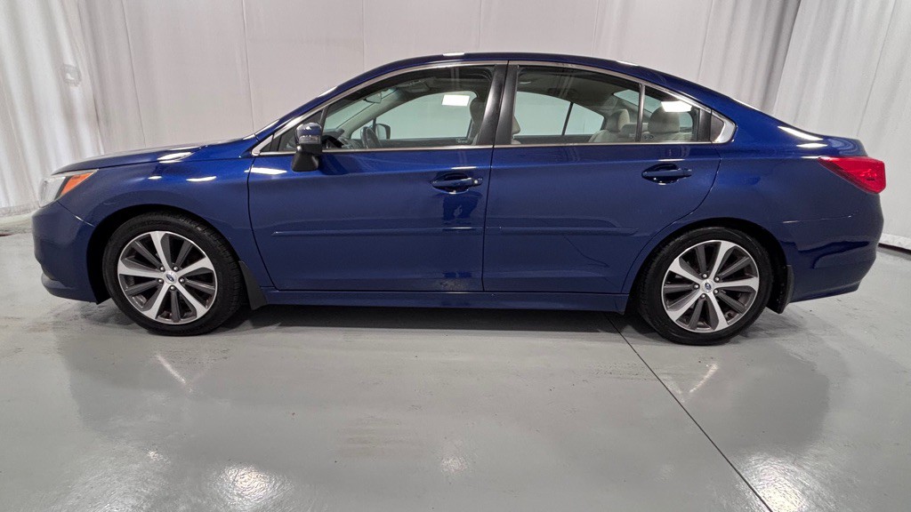 2017 Subaru Legacy Image 8